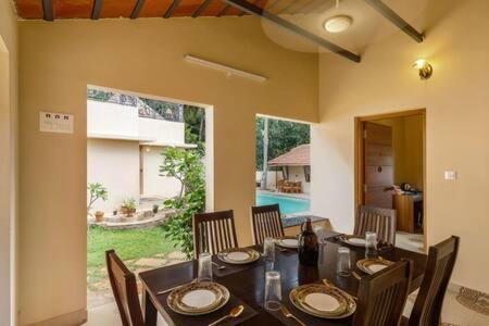 Golden Radiance Airyaman Spa & Pool Villa Breakfast & Spa Included Mysore Exterior foto